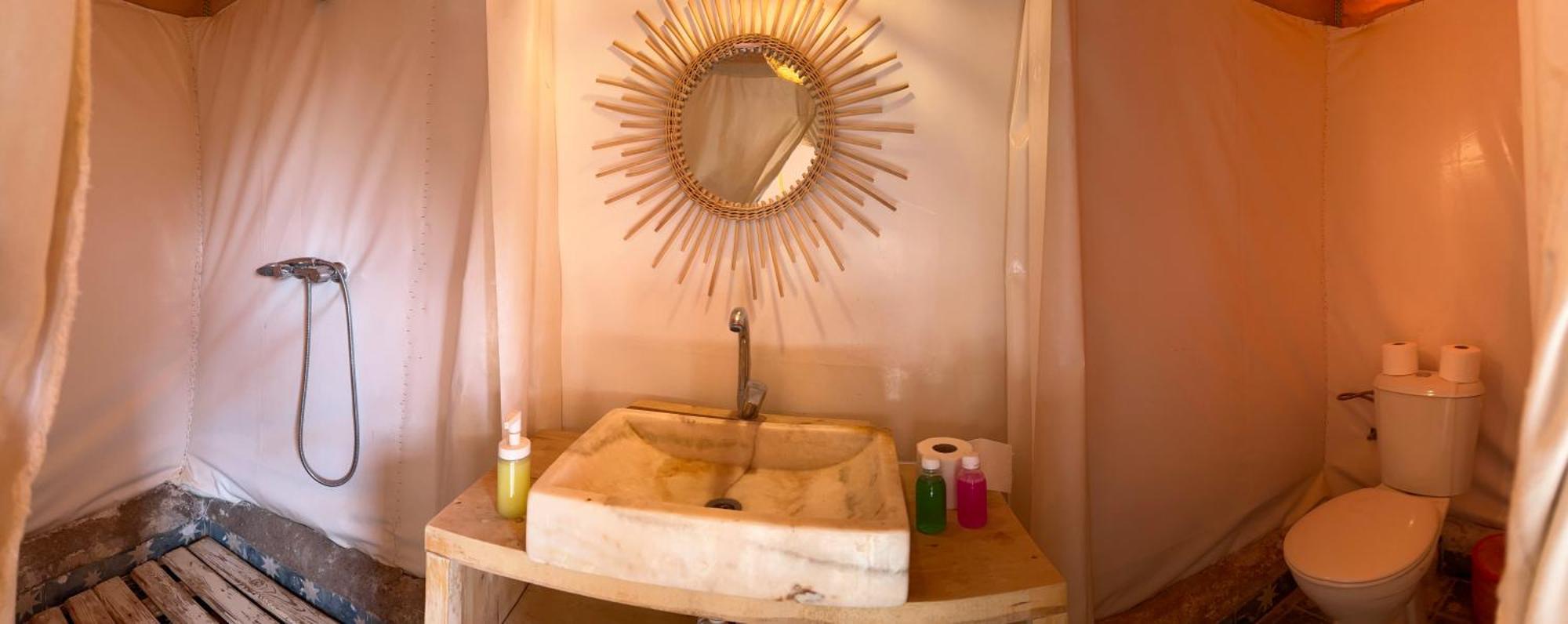 Jardin Kotori Luxury Camp Hotel เมอร์ซูกา ภายนอก รูปภาพ
