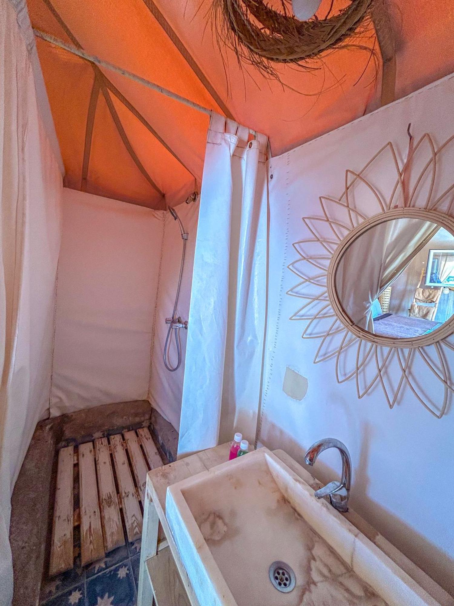 Jardin Kotori Luxury Camp Hotel เมอร์ซูกา ภายนอก รูปภาพ